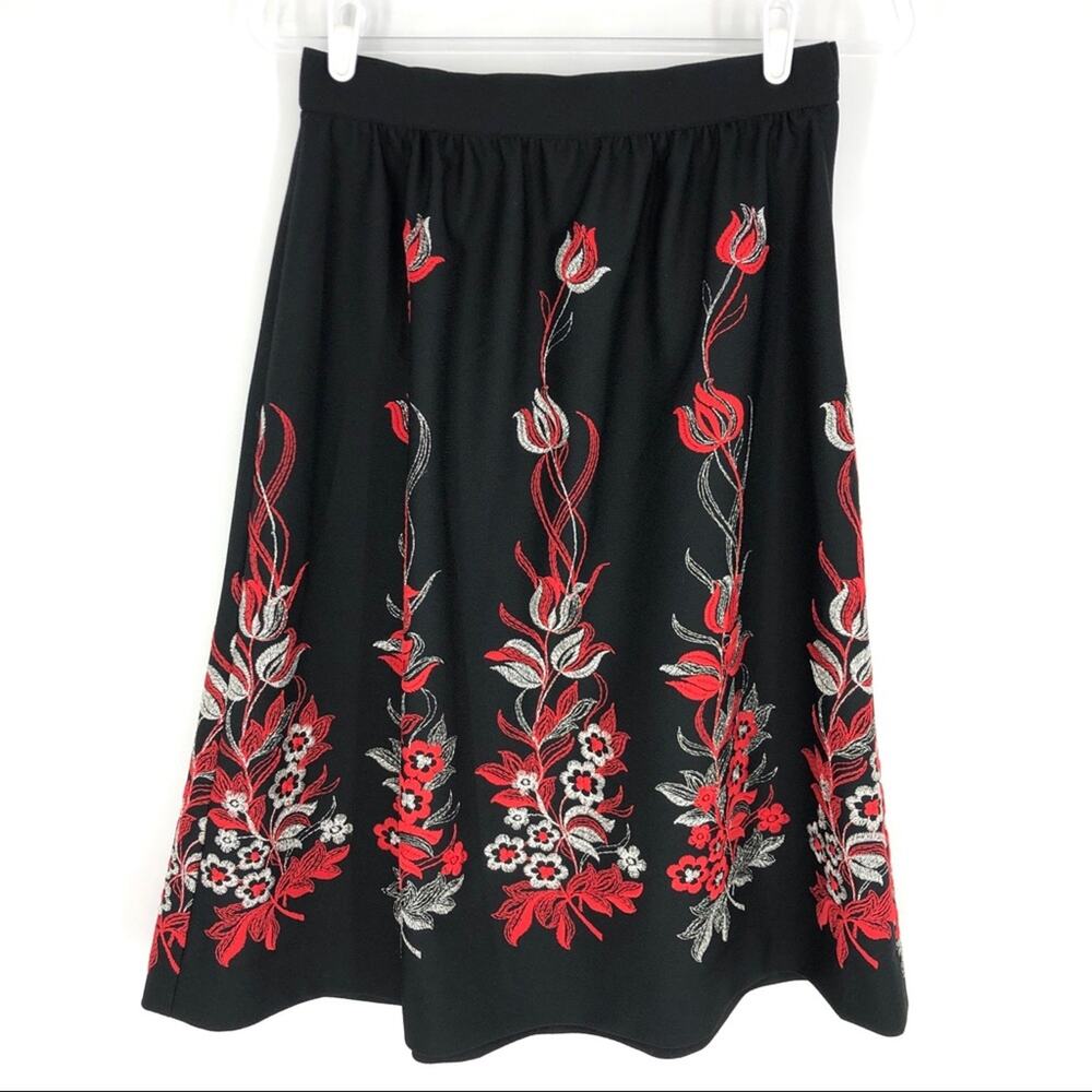 Vintage 60s Embroidered Skirt Black‎ Red Gold Small